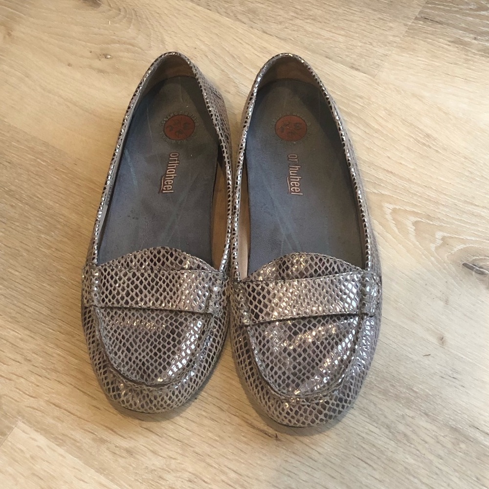 Vionic silver loafers